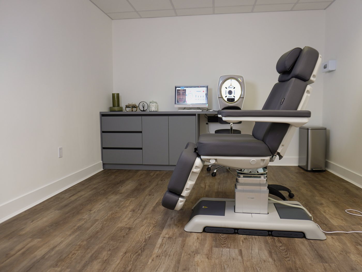 Sala de evaluación de Laser Place Miami en Coral Gables — punto de partida de tu programa de control de peso